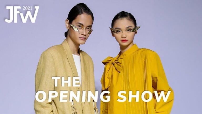 The Opening Show of Jakarta Fashion Week