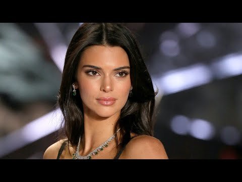 [HD] Kendall Jenner – Victoria's Secret Runway Walks (2015-2018)