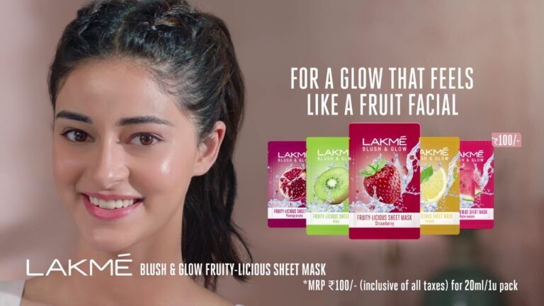 Lakmé Blush and Glow Sheet Mask