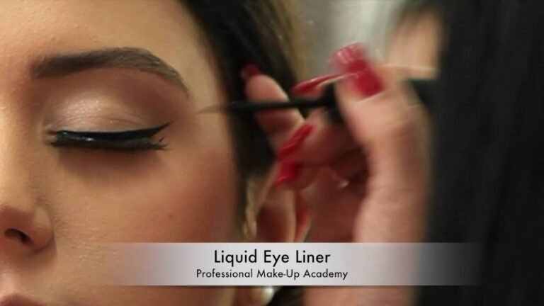 Liquid Eye Liner – Antonia Rondelli / Professional Make Up Academy