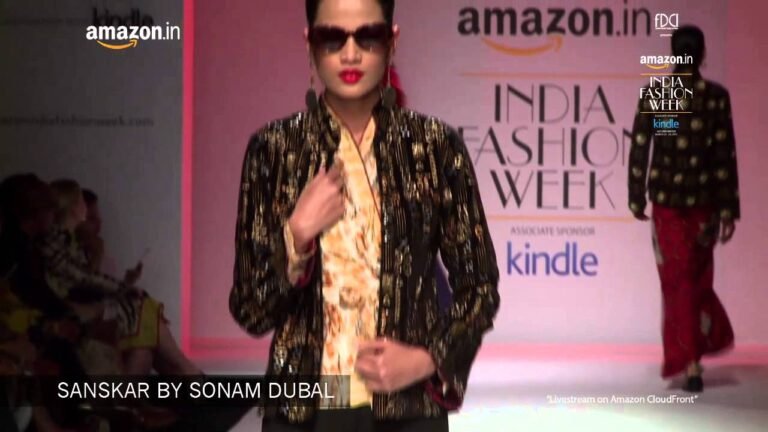 Sanskar by Sonam Dubal – FDCI Presents Amazon India Fashion Week AW'15