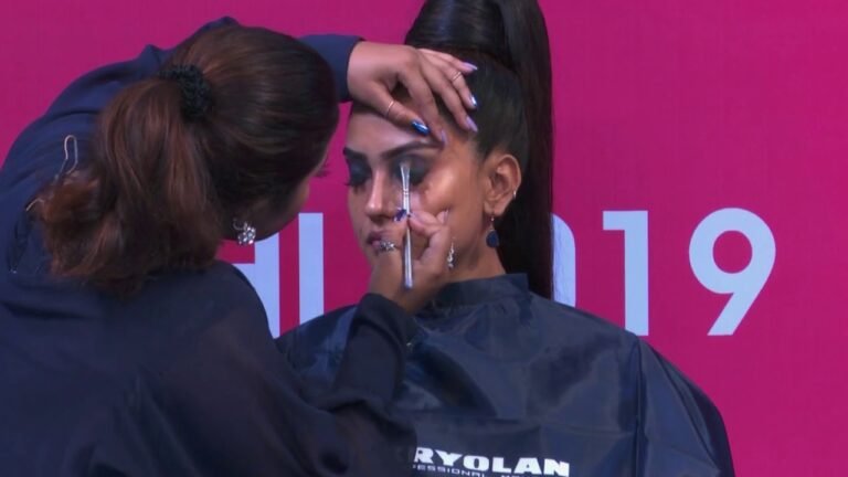 Sayani Haldar From Kryolan Demonstrating Make Up Techniques | Professional Beauty Delhi 2019