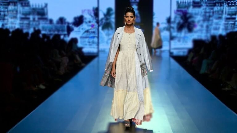 Shruti Sancheti | Spring/Summer 2019 | India Fashion Week