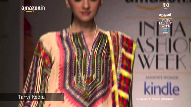 Tanvi Kedia – FDCI Presents Amazon India Fashion Week AW'15