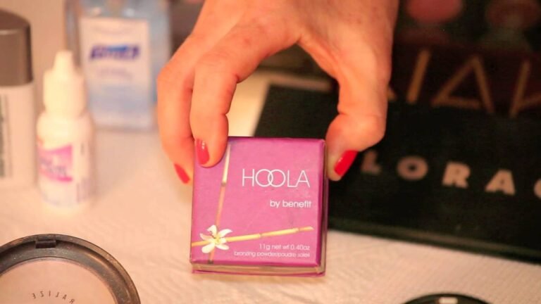 Whats in My professional Make Up Kit  @     http://www.Amanda Shackleton.com