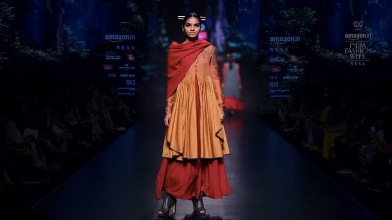 Anju Modi | Fall/Winter 2018/19 | Amazon India Fashion Week