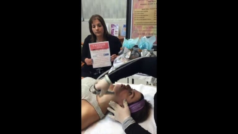 Facebook Live Hydrafacial Demonstration