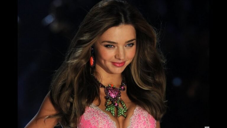 Top 10 Prettiest Victoria's Secret Angel