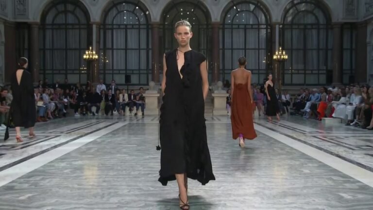 Victoria Beckham | Spring Summer 2020 – London Fashion Week Live