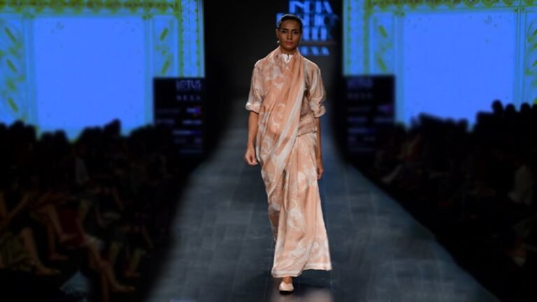 Aartivijay Gupta | Spring/Summer 2019 | India Fashion Week