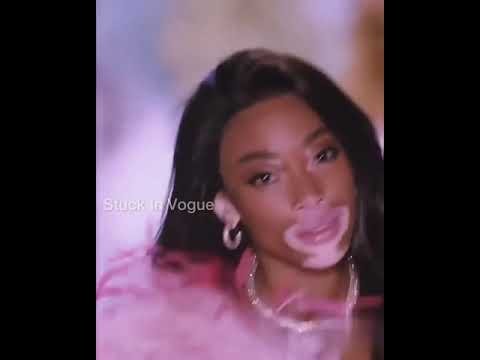 Winnie Harlow Victoria’s Secret 🤍