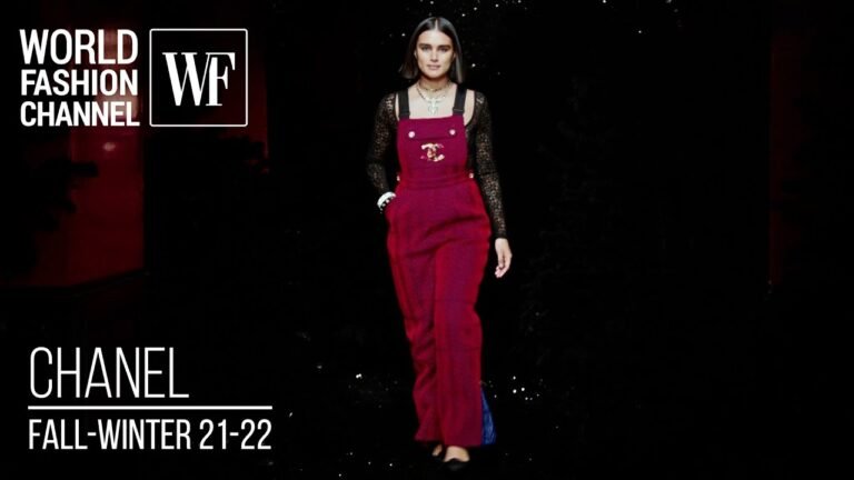 Chanel fall-winter 21-22 | Paris fashion week