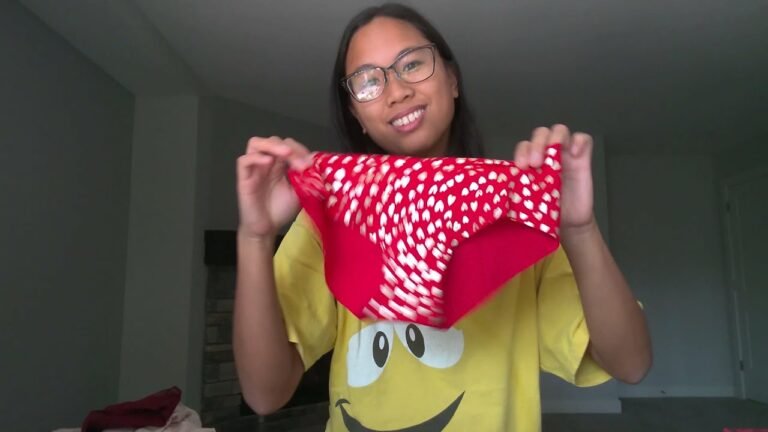 Danielle's First Victoria Secret Haul Video