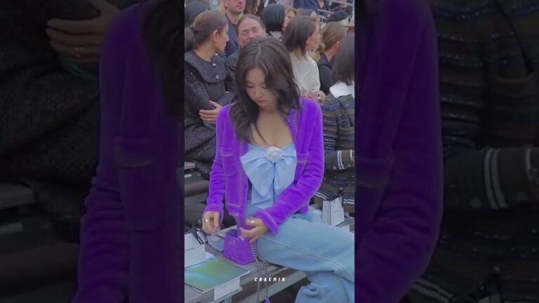 Fashion shows to Jennie🥻💗