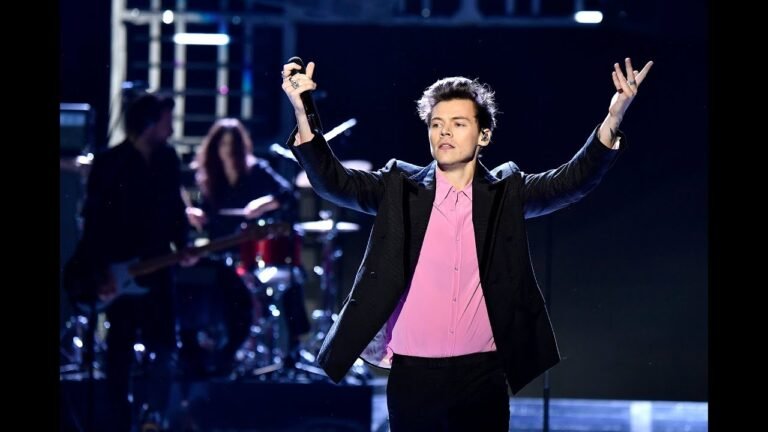 Harry Styles – Kiwi (Victoria’s Secret 2017 Fashion Show Performance)