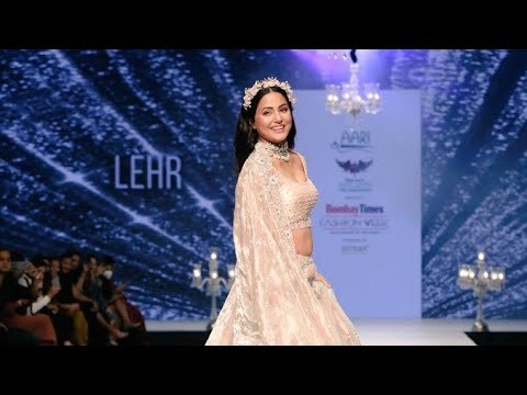 Hina Khan at Bombay Times Fashion Week 2021 || Indian Fashion