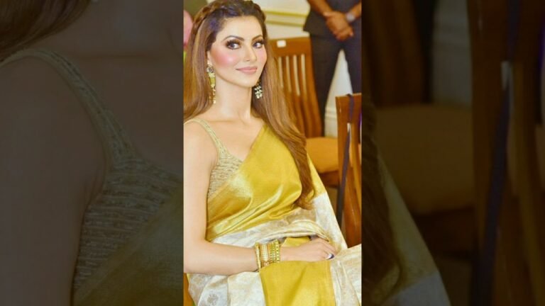 Saree blouse fashion in india