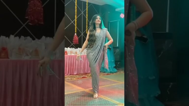 fashion show👗👗🚶🚶 indian fashion show#shorts #youtubeshorts #viral #fashion #zoom