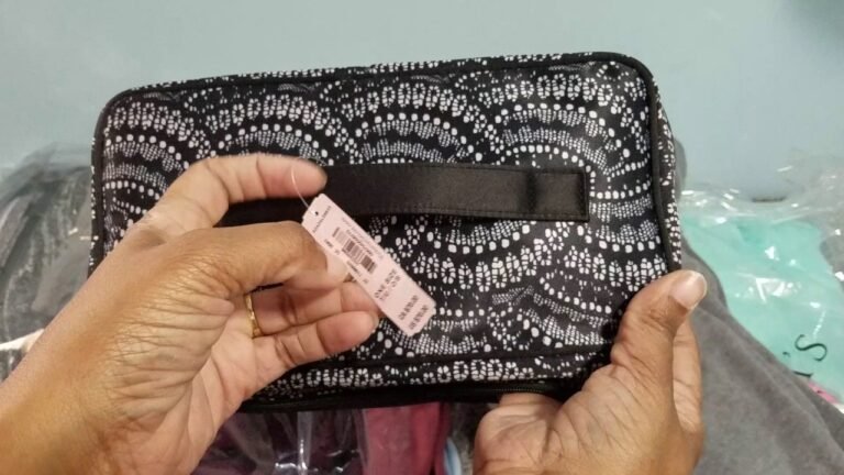 Buying and Reselling Liquidations: Victoria's Secret un-Boxing Haul Part 1