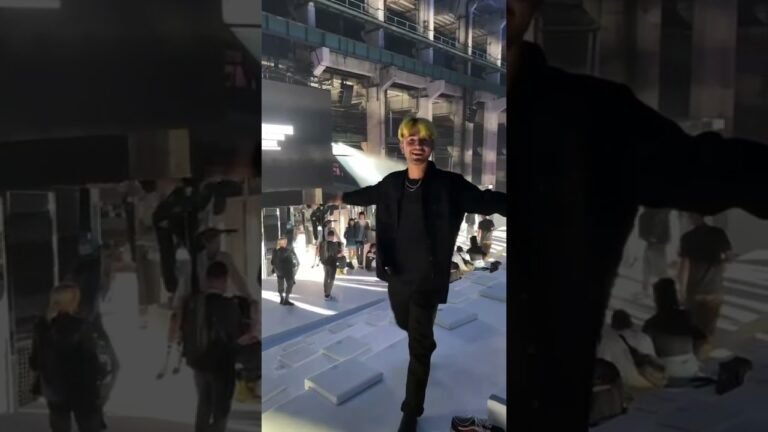 Dyma macht Russentanz bei Fashionweek 😂💛 | IG: itsdyma