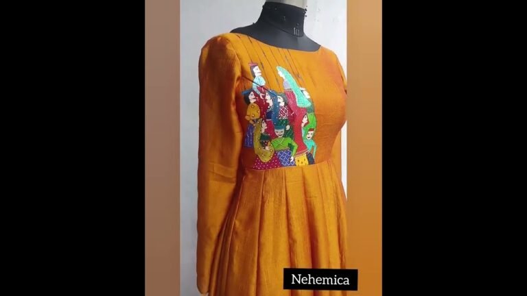 #handpaintedkurti#kurtidesigns#shorts#shortvideo#viral #rajasthanipuppets#indianfashion#kurtidesign