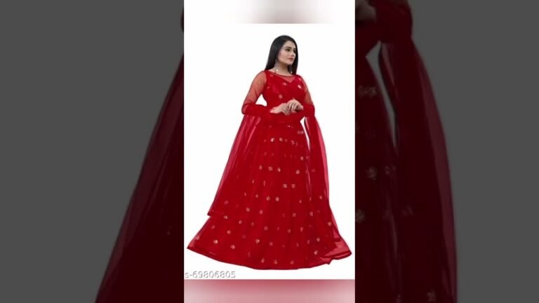 #lehenga #saree #fashion  #indianfashion #wedding #onlineshopping #kurti #sareelove #india #bhfyp