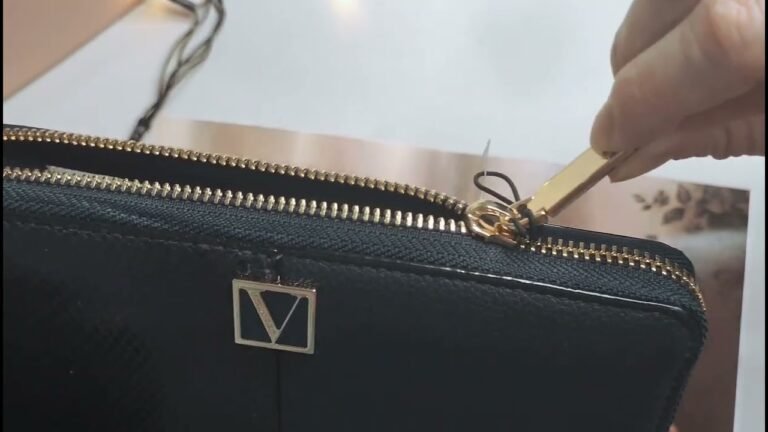 Кошелек женский Victoria’s Secret Wallet темно-синий