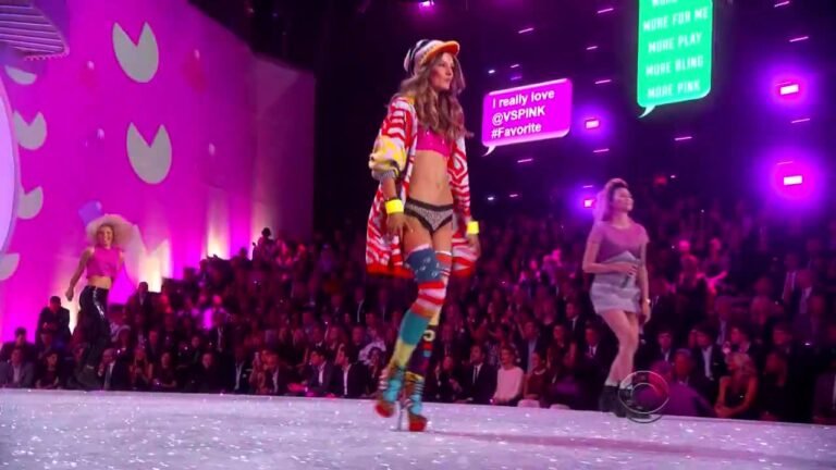 Neon Jungle – Trouble (Live Victoria's Secret Fashion Show 2013)