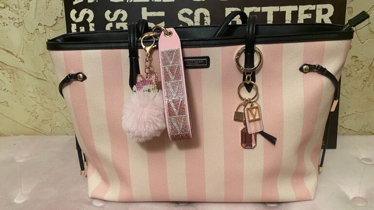 WIMB/Victoria Secret Stripe Tote/March 2022