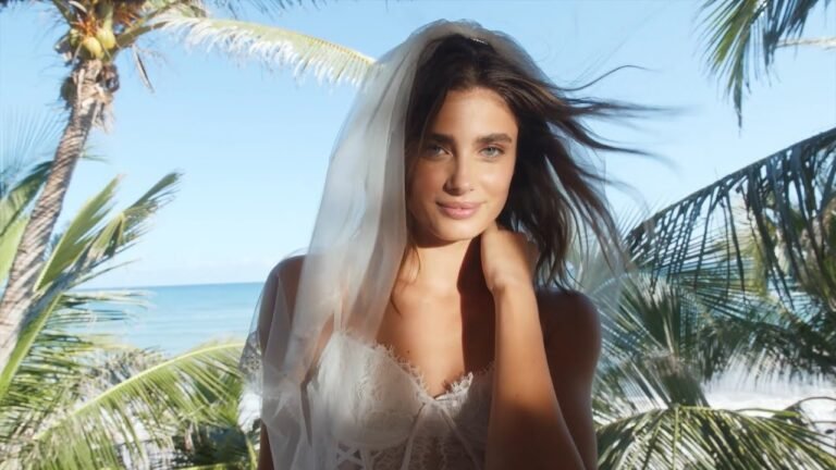 BRIDAL KOLEKSİYONU | VICTORIA’S SECRET
