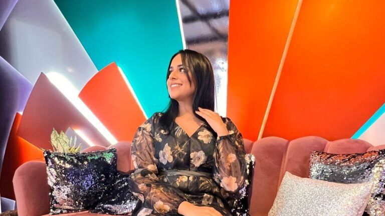 Explore Lakme Fashion Week with me 😍🌈 | Dikshita Jindal