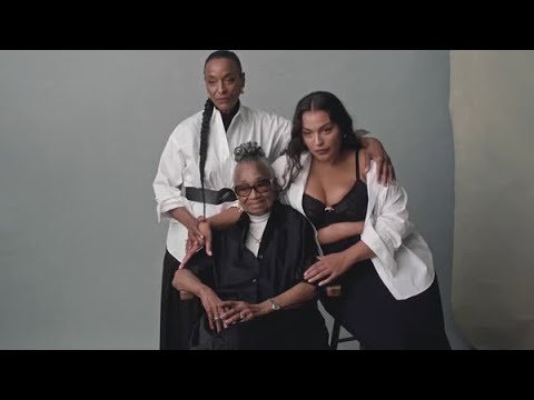 Moments with Mom: Paloma Elsesser | Victoria’s Secret