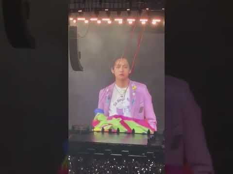 Victoria secret model Mr.Kim Taehyung 😌