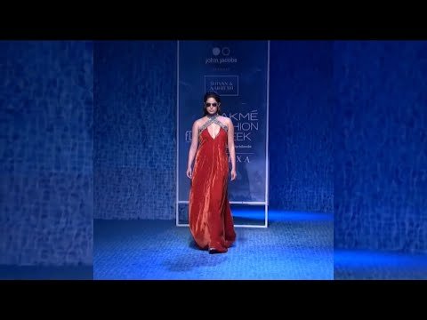 Miss Universe 2021 Harnaaz Sandhu walks the Runway for Lakmé Fashion Week