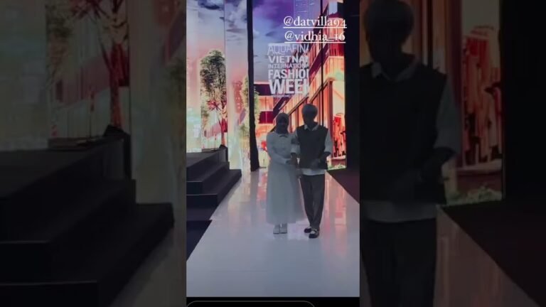 Sangat kocak !! Beginilah aksi Vidat mencoba fashion week 😂#Vidat#datvilla#Vidhia