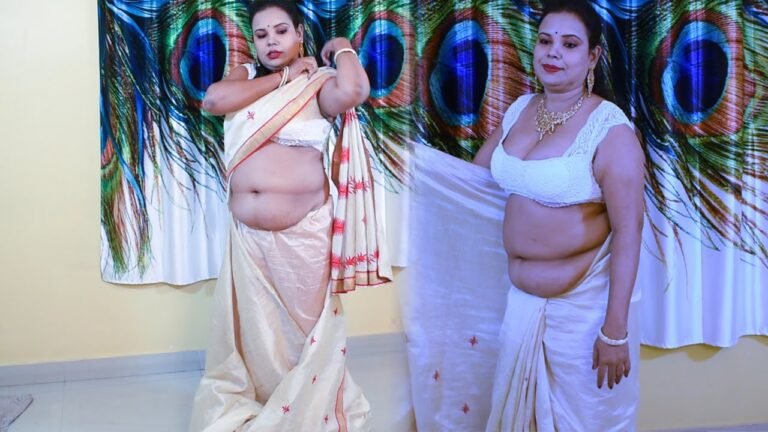 how to carry saree pallu in different way II Pallu style with georgatte silk saree II