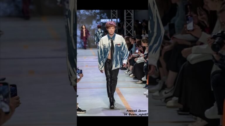 Moscow Fashion Week  Fashion designer SHOCKING AFTERTASTE show #short part2