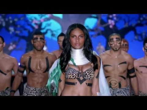 Black Fashion Models at The Victoria's Secret Fashion Show 2010