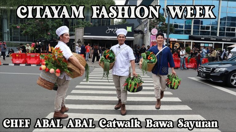 Chef Abal Abal Ikutan Citayam Fashion Week Catwalk Bawa Bakul Sayuran