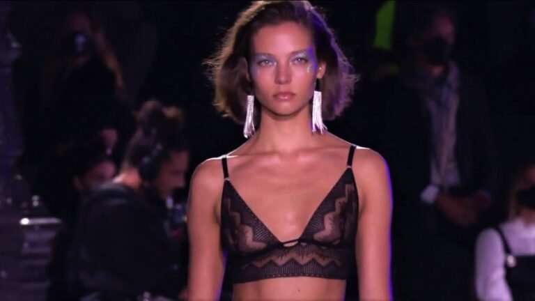 Etam Live Show 2020 – Paris Fashion Week, France | September 29, 2020