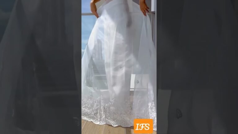 Indian Fashion style #ishaborah #fashionblog #wedding #saree #viralshort