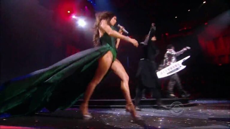 Victoria's Secret Fashion Show 2009 – Black Eyed Peas [HD]