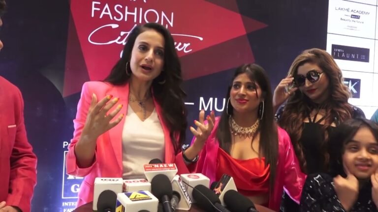 Ameesha Patel Speaks At The Indian Fashion City Tour 😍