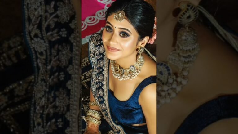 Naira ka 💞💞 beautiful looks 💞 #shortvideo #Indianfashion