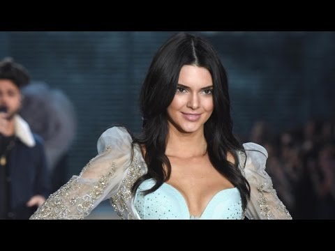 KENDALL JENNER Victoria's Secret Fashion Show 2015 by Fashion Channel